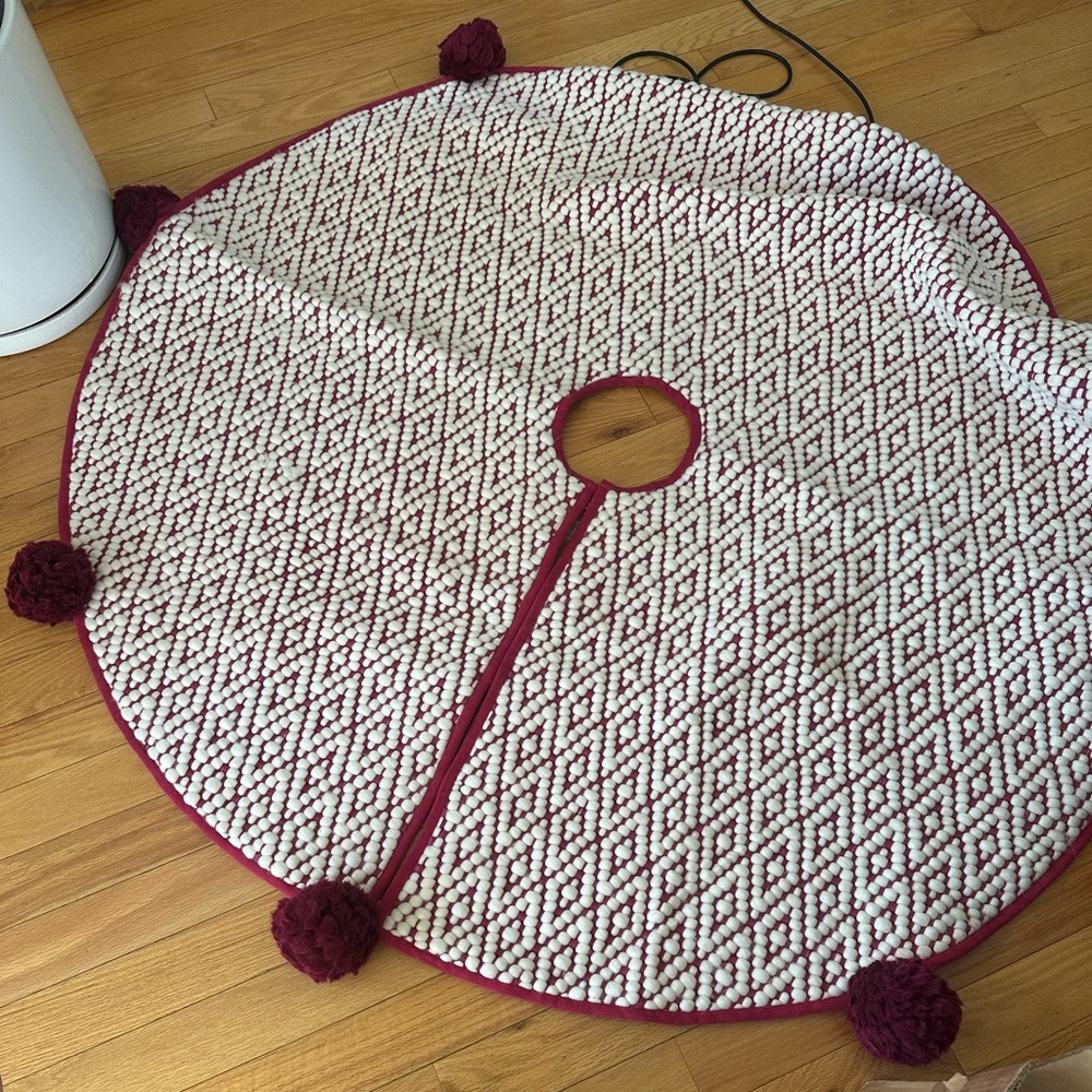 Anthropologie christmas tree skirt